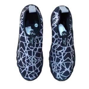 SAPATILHA NAUTICA PRETA/BRANCA NUMERACAO 38