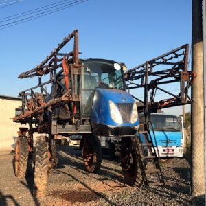 PULVERIZADOR NEW HOLLAND 2016